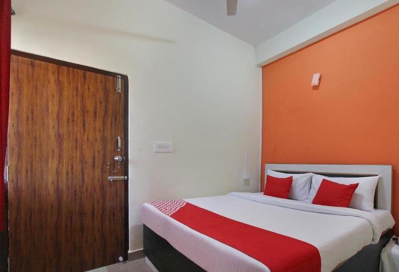 Hotell Oyo 27879 Mysuru Inn