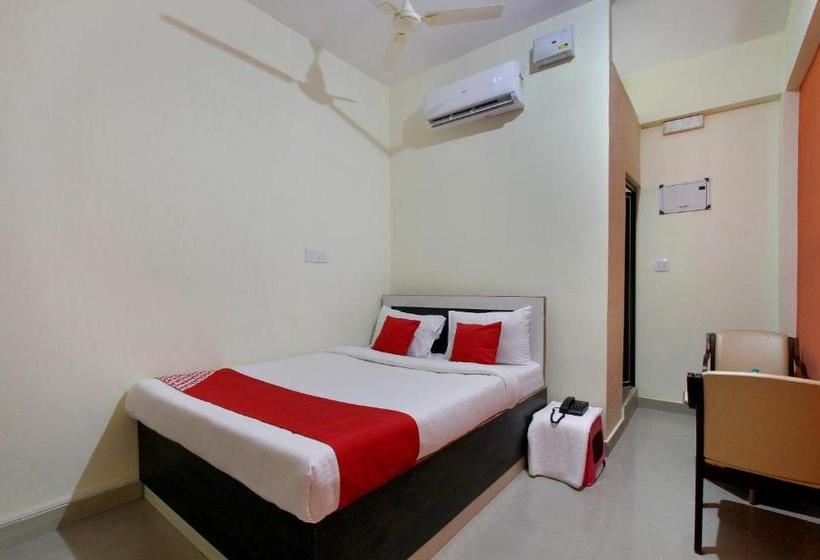 Hotell Oyo 27879 Mysuru Inn
