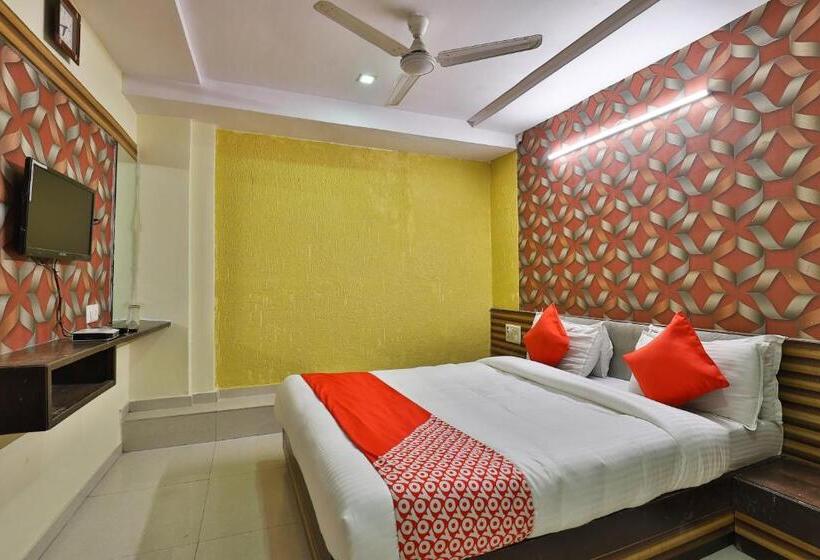 Spot On Hotel Shreeji Palace