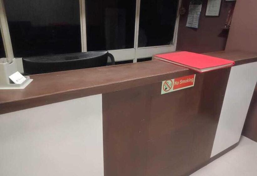 Spot On Hotel Shreeji Palace