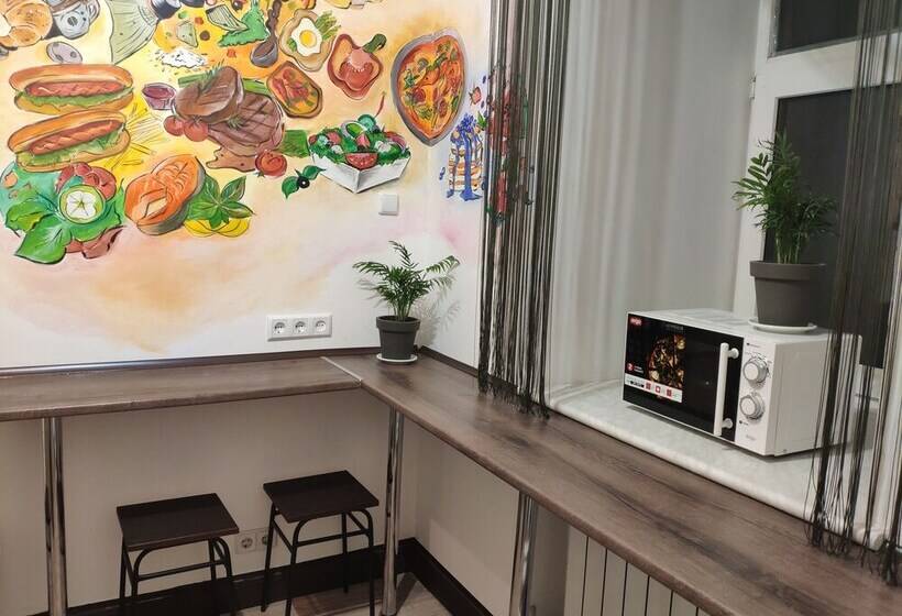 هاستل Friends Forever