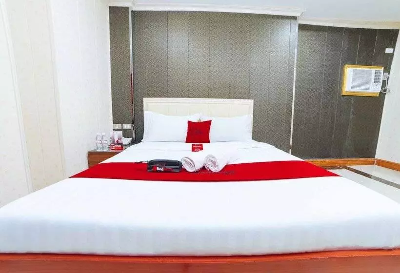 ホテル Reddoorz Plus At Winter Benitez