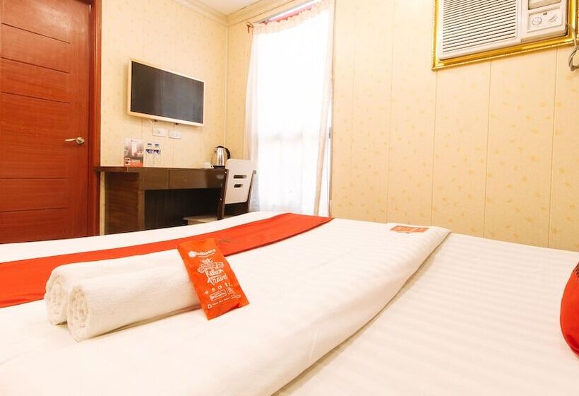 Hotel Reddoorz Plus At Winter Benitez