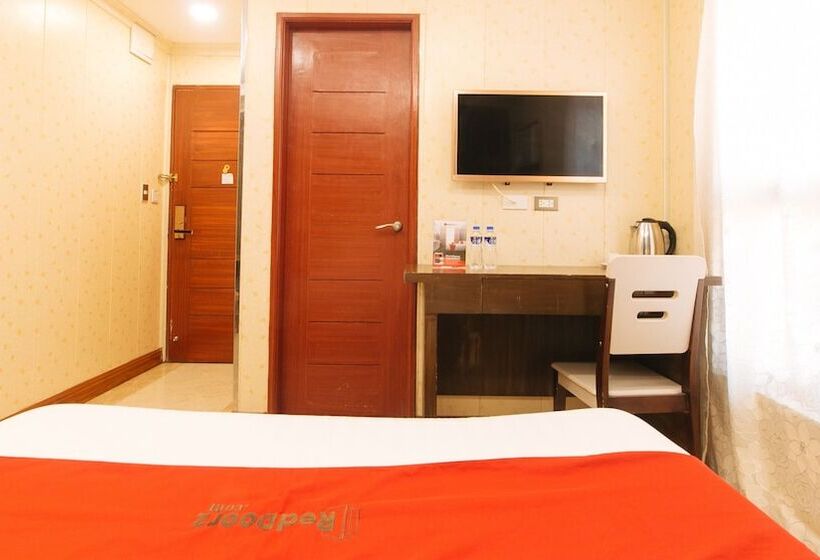 Hotel Reddoorz Plus At Winter Benitez