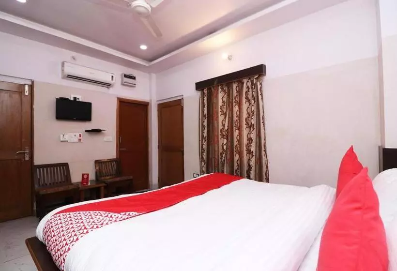 Super Hotel O Akbar Palace