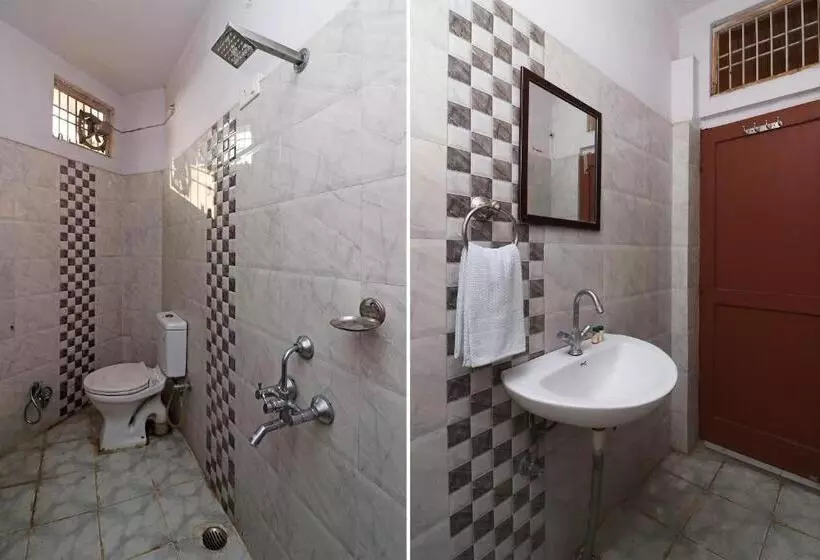 Super Hotel O Akbar Palace