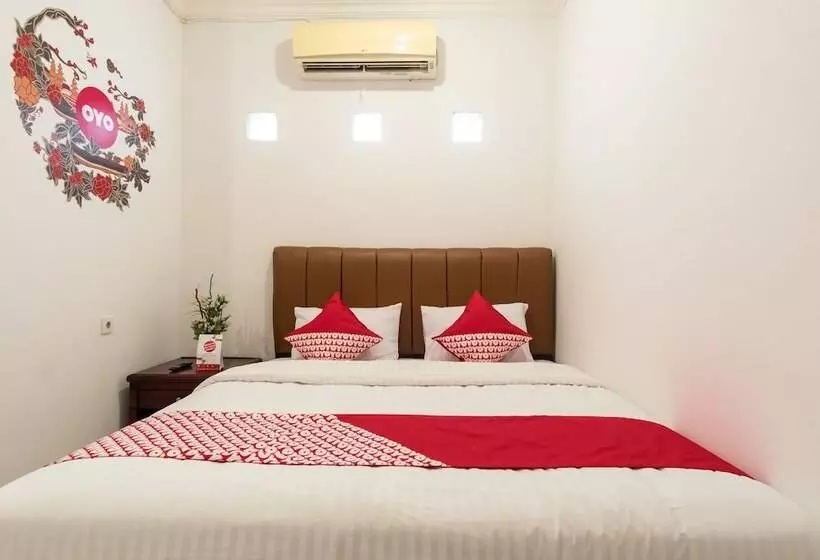 ホテル Oyo 356 Titipapan Residence