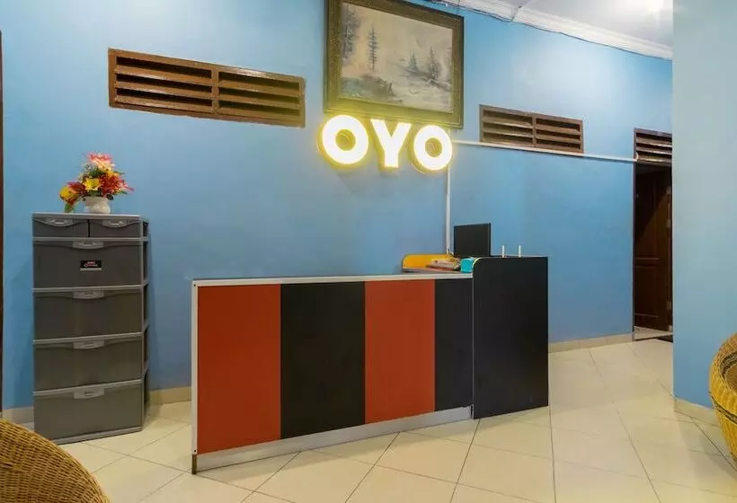 ホテル Oyo 356 Titipapan Residence