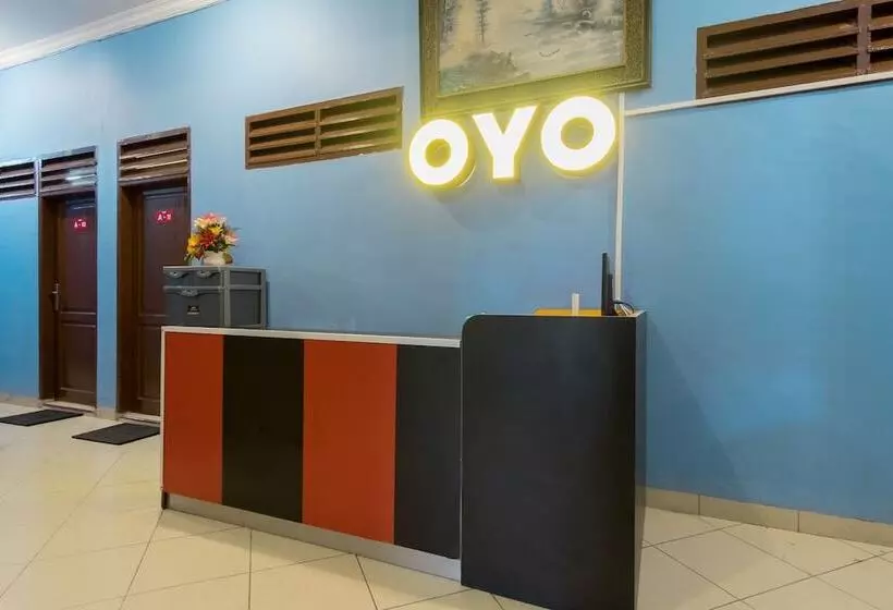 ホテル Oyo 356 Titipapan Residence