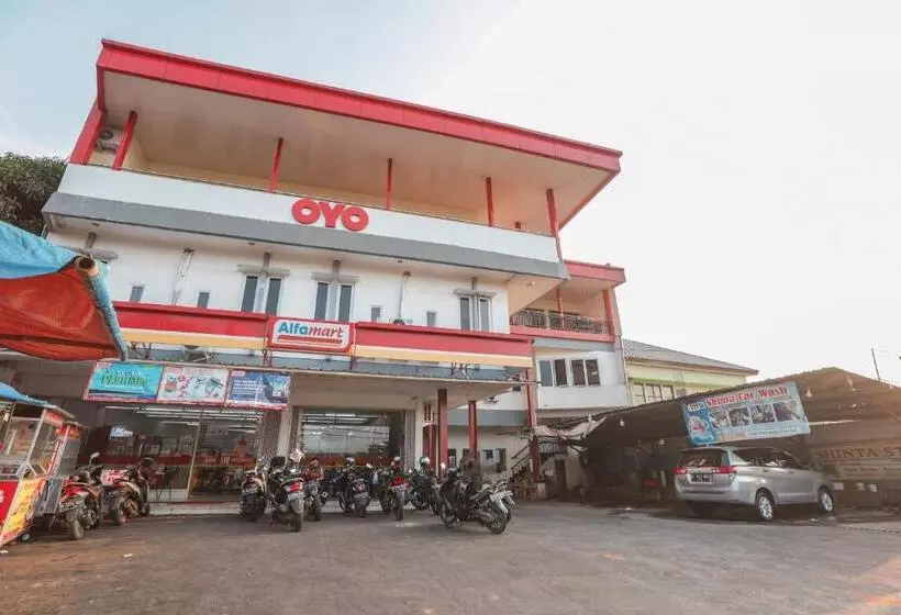 ホテル Oyo 387 Alfa Residence