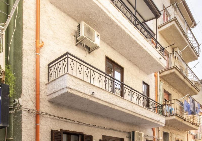 펜션 In Centros Vicino Cefalu Selfchekin