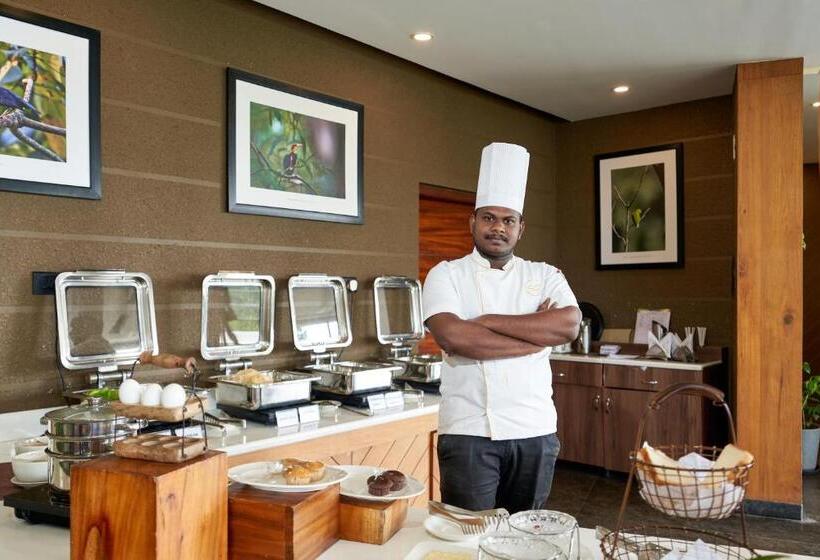 Haze And Kites Resort Munnar