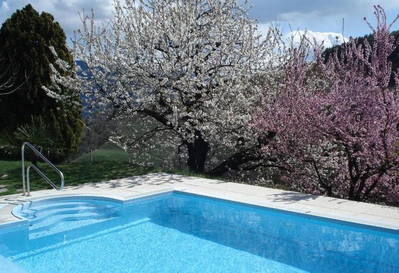 Aparthotel Abiná Lana Höhe