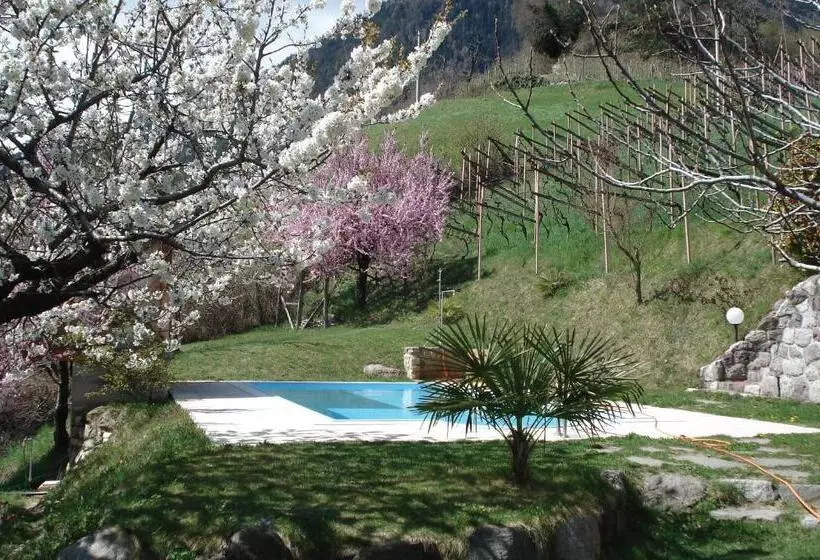 Aparthotel Abiná Lana Höhe