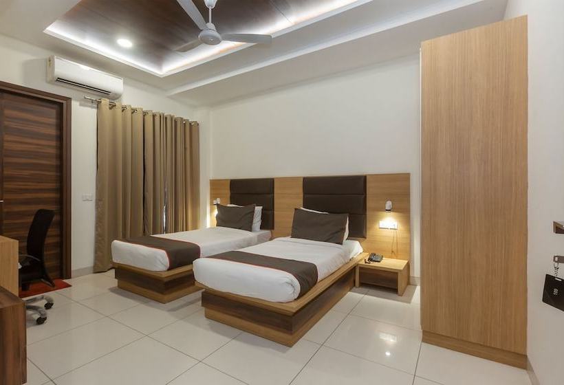 Hotel Edition O 300066 Mahipalpur