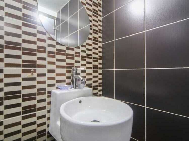 בית מלון כפרי Oyo 777 Epal