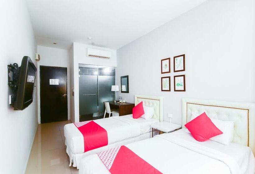 בית מלון כפרי Oyo 777 Epal