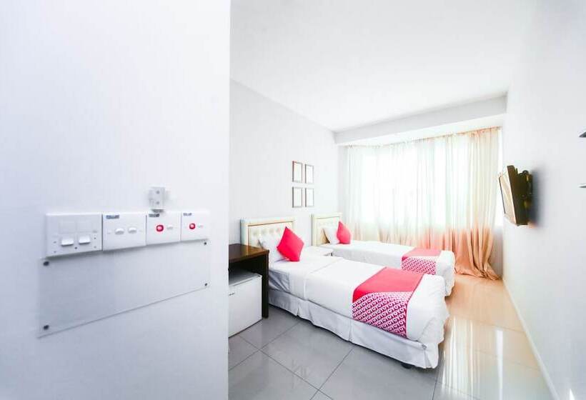 בית מלון כפרי Oyo 777 Epal