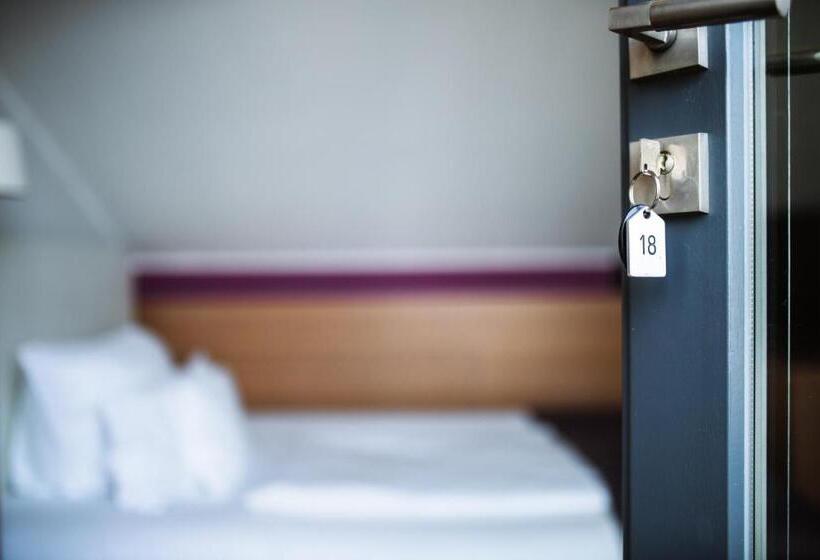 فندق Seezeichen Ahrenshoop