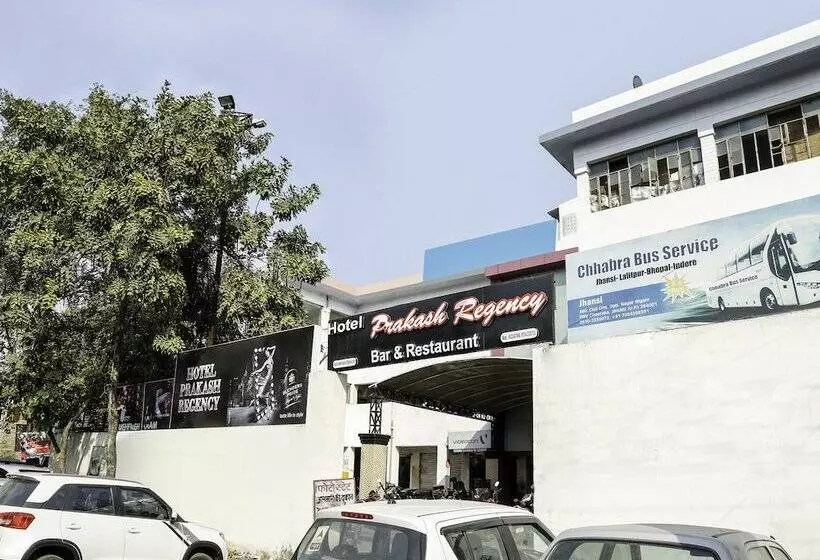 Oyo 28071 Hotel Prakash Regency