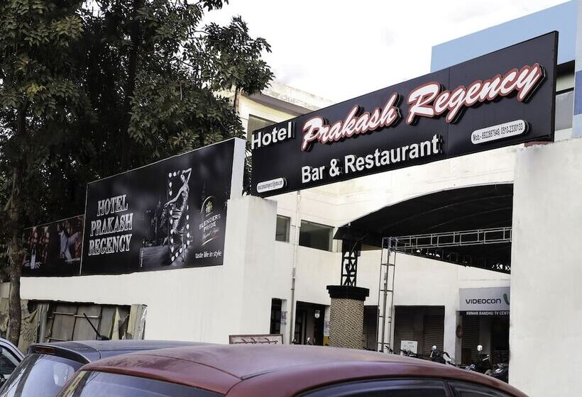 Oyo 28071 Hotel Prakash Regency