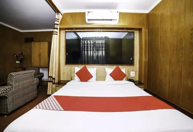 Oyo 28071 Hotel Prakash Regency