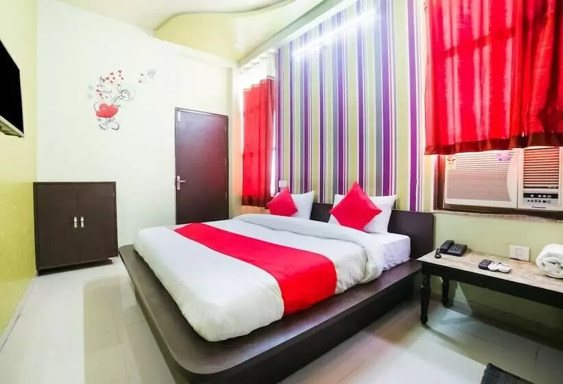 Oyo 28141 Hotel Mamta Paradise