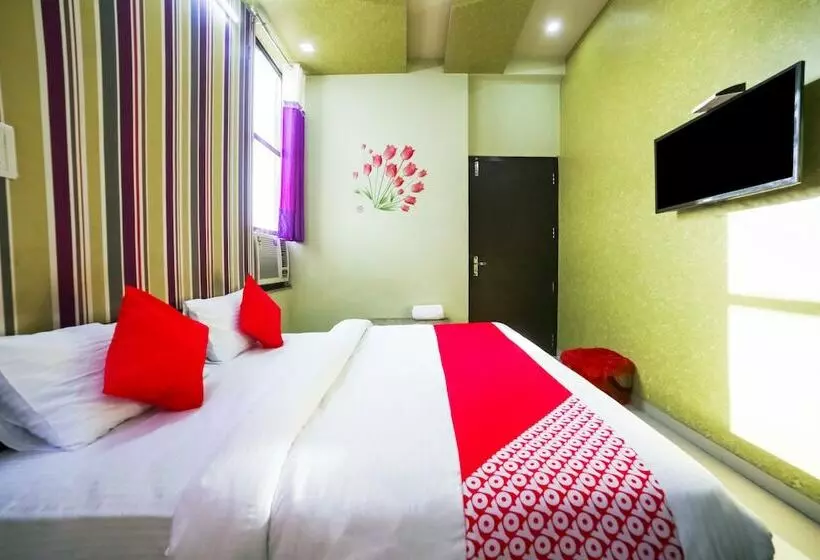 Oyo 28141 Hotel Mamta Paradise