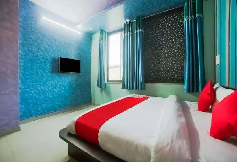 Oyo 28141 Hotel Mamta Paradise