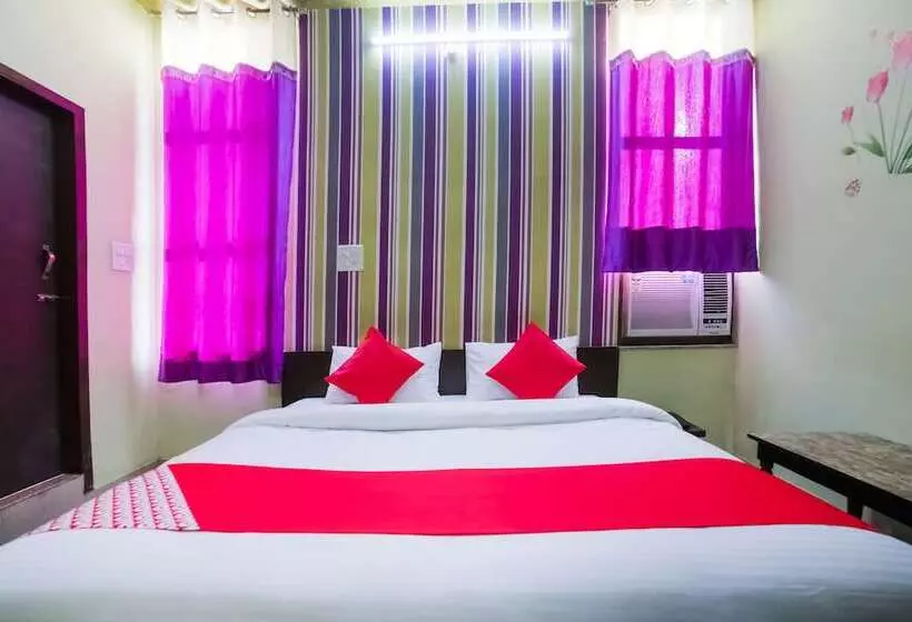 Oyo 28141 Hotel Mamta Paradise