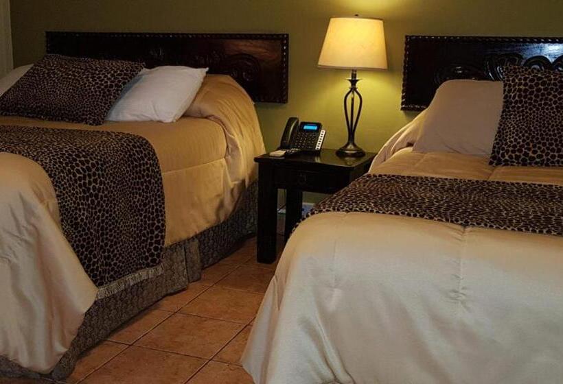 هتل Hacienda Gualiqueme