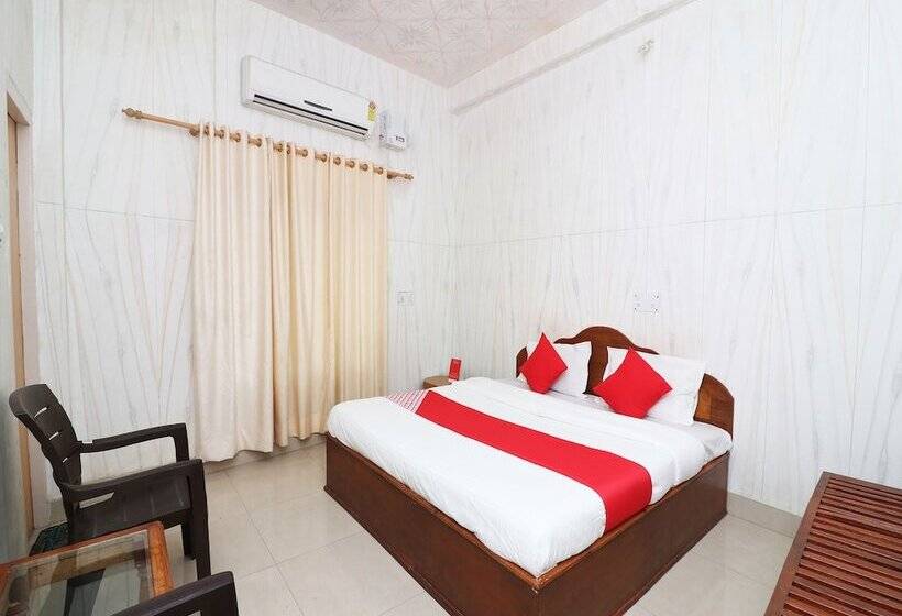 בית מלון כפרי Oyo 27935 Riverview Resort