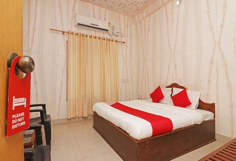 فندق Oyo 27935 Riverview Resort