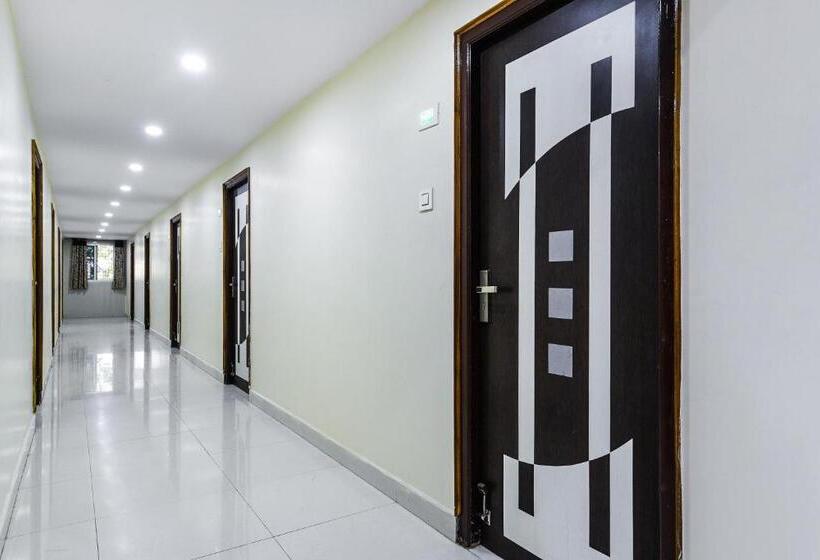 Oyo 27635 Hotel Haripriya