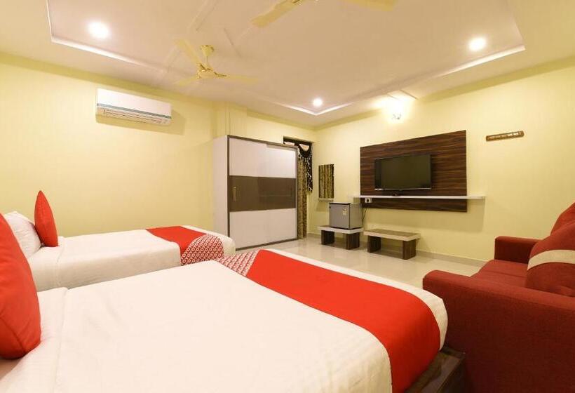 Oyo 27635 Hotel Haripriya