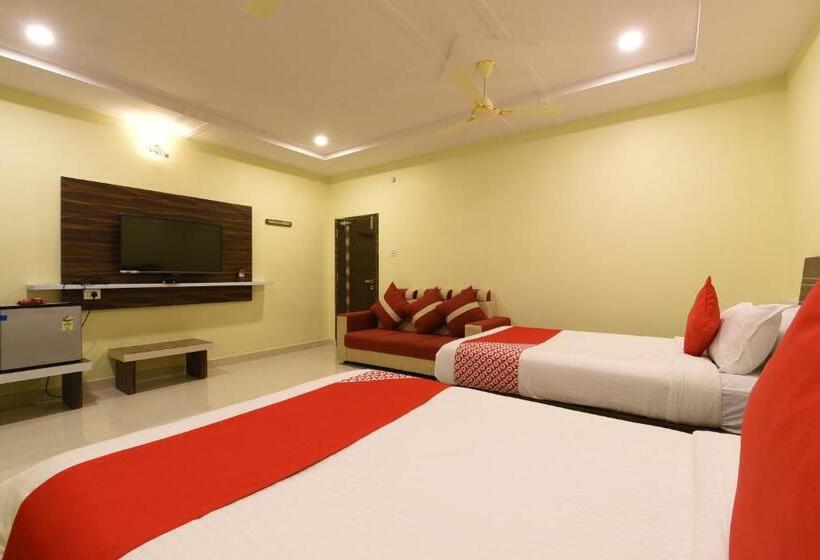 Oyo 27635 Hotel Haripriya