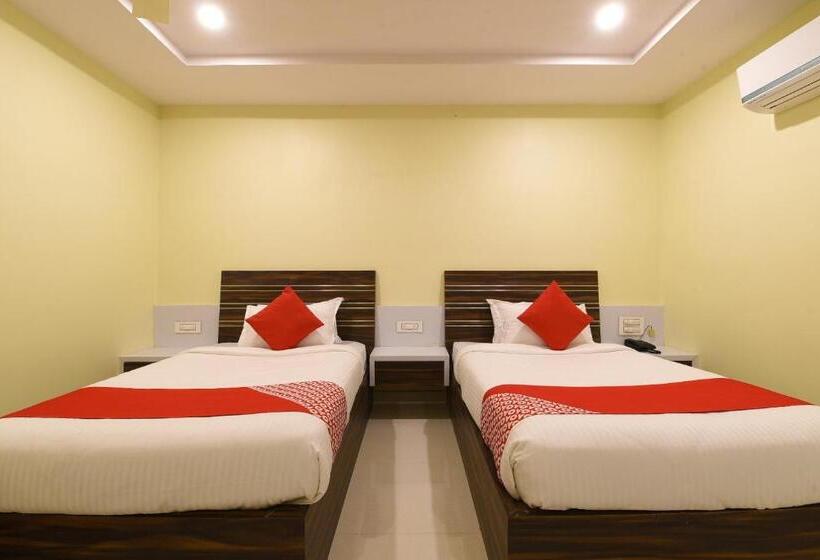 Oyo 27635 Hotel Haripriya