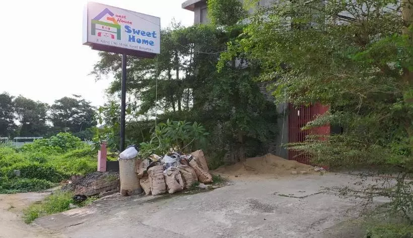 ペンション Reddoorz Near Taman Murjani