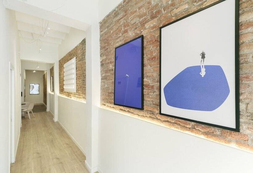 ホテル Arte Suites By Olala Homes