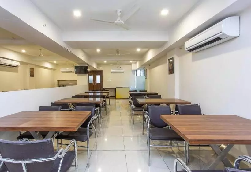 Super Hotel O Jawahar Marg Formerly Hotel Virat