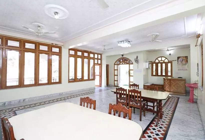 Oyo 24319 Hotel Geetanjali Resort