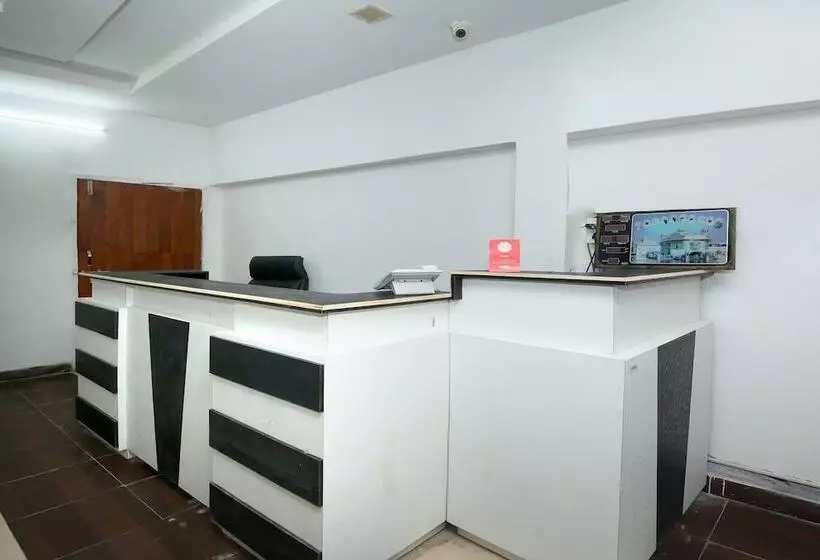 Oyo 26738 Hotel Supreet