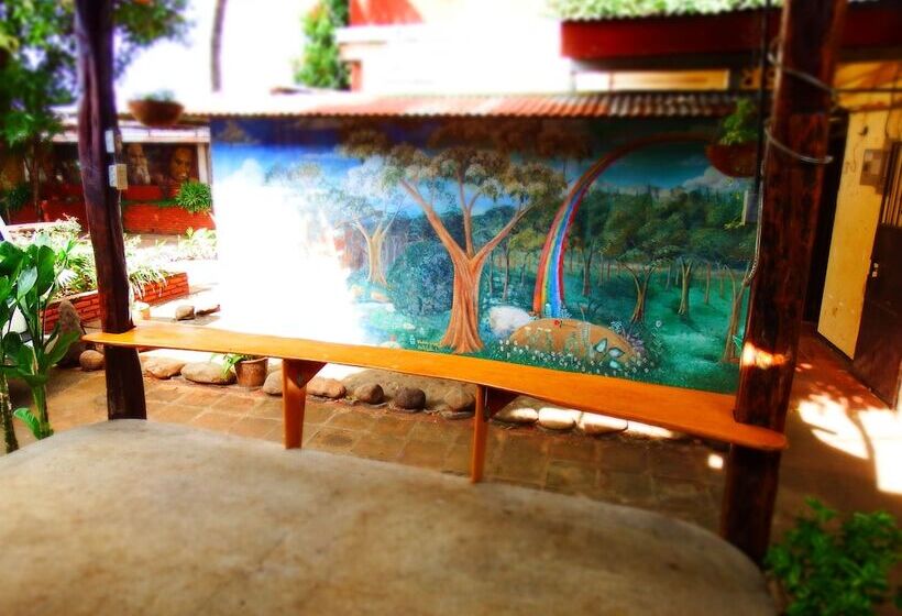 هتل Casa Benjamin Linder