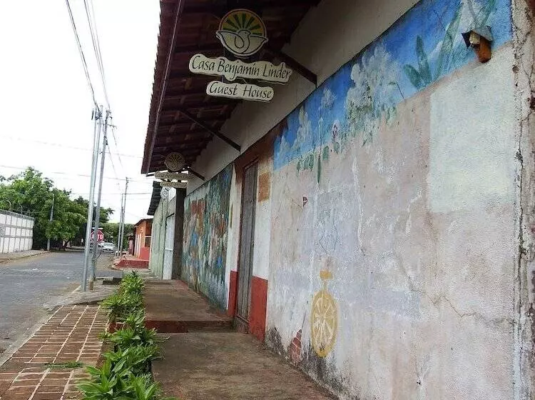 هتل Casa Benjamin Linder