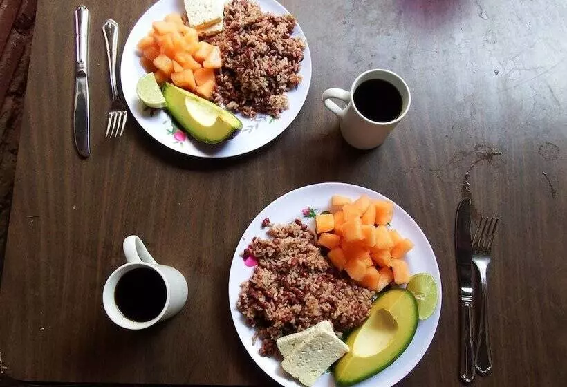 هتل Casa Benjamin Linder