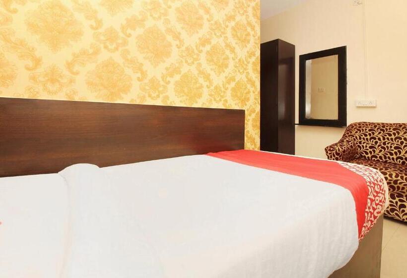 酒店 O Vasundhara Guest House Near Tankbund