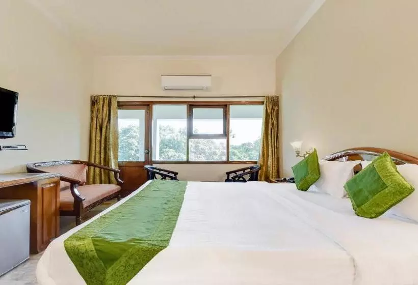 ホテル Treebo Trend Saffron