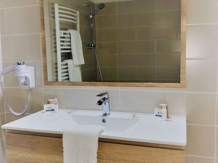 Отель Auberge Du Porche