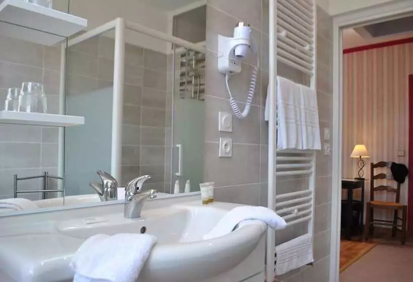 Hotelli Auberge Du Porche