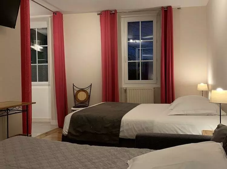 Hotelli Auberge Du Porche